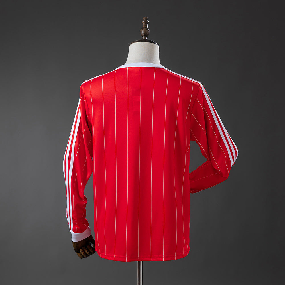 1º EQUIPACION NOTTINGHAM FOREST 82/84 MANGA LARGA (RÉPLICA)
