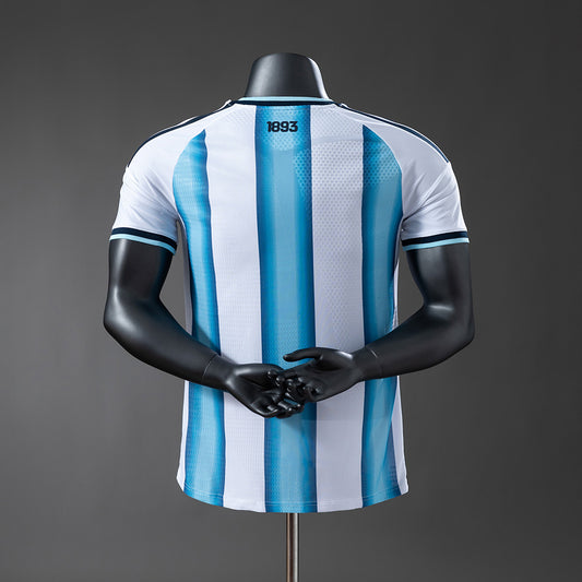 1ª EQUIPACIÓN ARGENTINA 2026 VERSIÓN JUGADOR (RÉPLICA)