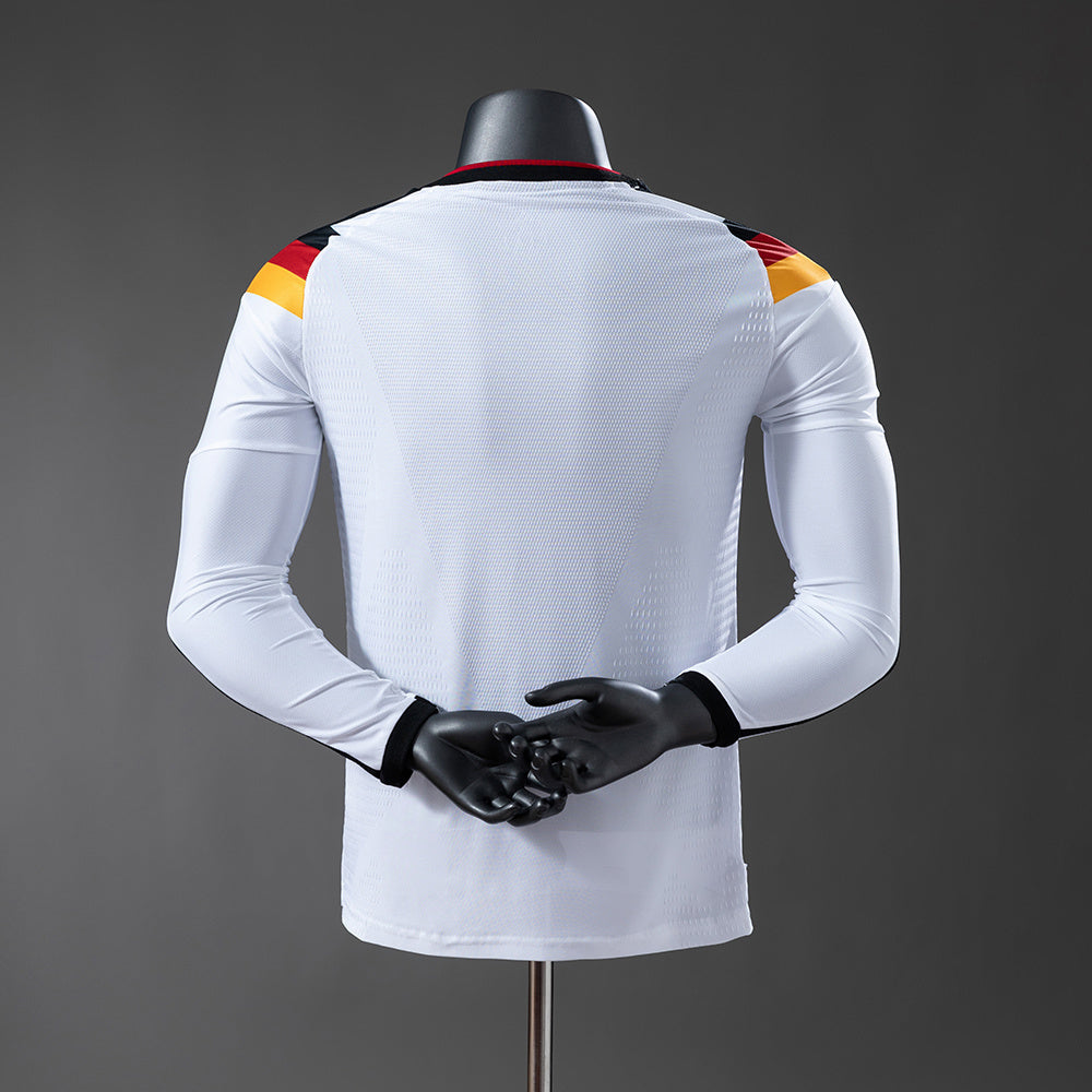 1ª EQUIPACIÓN ALEMANIA 2026 VERSIÓN JUGADOR MANGA LARGA (RÉPLICA)