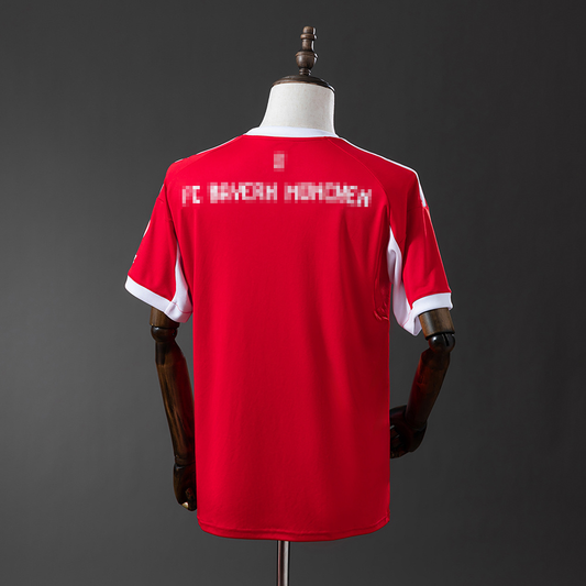 1ª EQUIPACIÓN BAYERN MUNICH 25/26 (RÉPLICA)