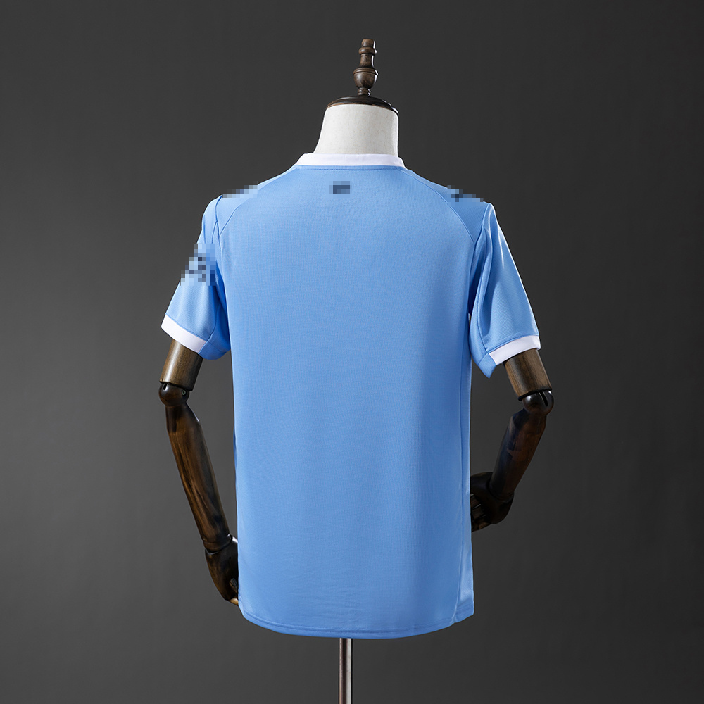 1ª EQUIPACIÓN MANCHESTER CITY 25/26 (RÉPLICA)