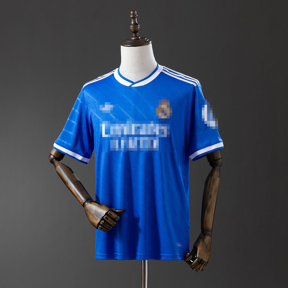 3ª EQUIPACIÓN REAL MADRID 25/26 (RÉPLICA)