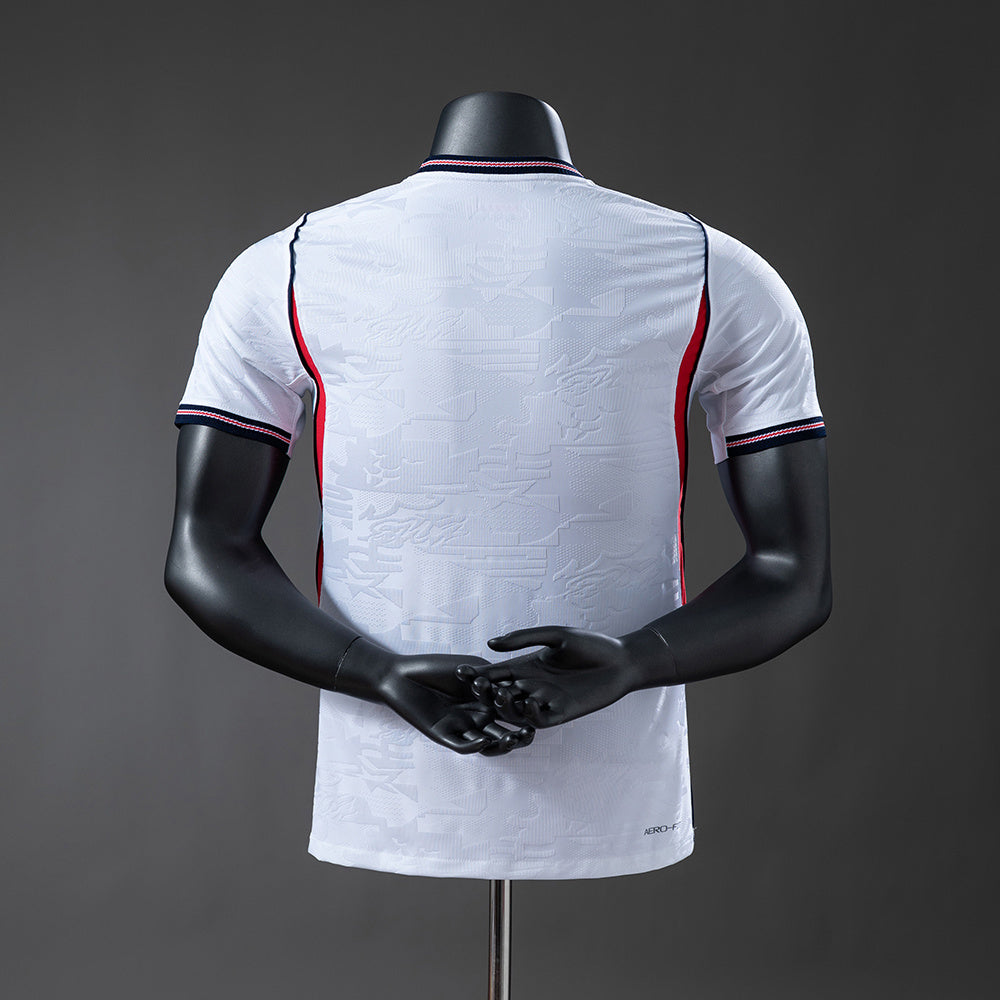 1ª EQUIPACIÓN INGLATERRA 2026 VERSIÓN JUGADOR (RÉPLICA)