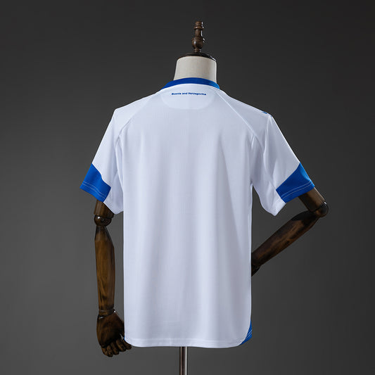 2ª EQUIPACIÓN BOSNIA Y HERZEGOVINA MUNDIAL 2026 (RÉPLICA)