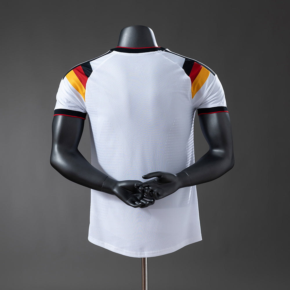 1ª EQUIPACIÓN ALEMANIA 2026 VERSIÓN JUGADOR (RÉPLICA)